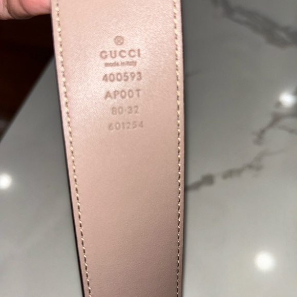 Gucci Taupe Leather Belt with Gold Buckle - Picture 6 of 6